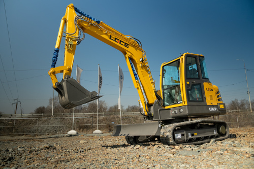 Экскаватор гусеничный LGCE E660FL (Резиновая гусеница, Двухпоточная гидролиния (X3)) Экскаватор гусеничный LGCE E660FL (Резиновая гусеница, Двухпоточная гидролиния (X3))