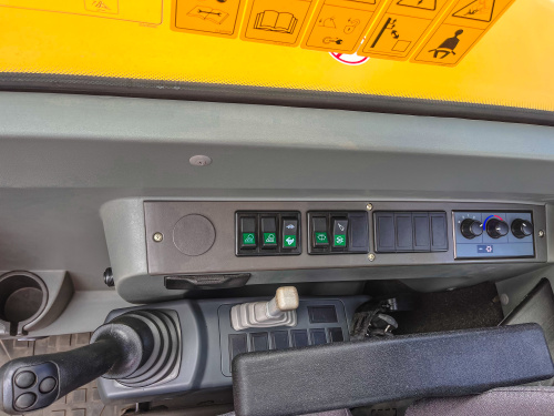 Экскаватор гусеничный LGCE E635F (Квик-каплер гидравлический) Экскаватор гусеничный LGCE E635F (Квик-каплер гидравлический)