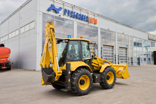 Экскаватор-погрузчик LGCE B879F (дополнительная 3X гидролиния, БСМ, RideControl) Экскаватор-погрузчик LGCE B879F (дополнительная 3X гидролиния, БСМ, RideControl)