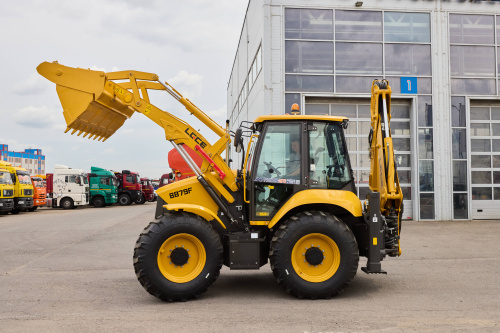 Экскаватор-погрузчик LGCE B879F (дополнительная 3X гидролиния, БСМ, RideControl) Экскаватор-погрузчик LGCE B879F (дополнительная 3X гидролиния, БСМ, RideControl)