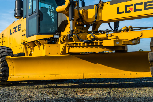 Автогрейдер LGCE G9290 (передний отвал, средний отвал) Автогрейдер LGCE G9290 (передний отвал, средний отвал)