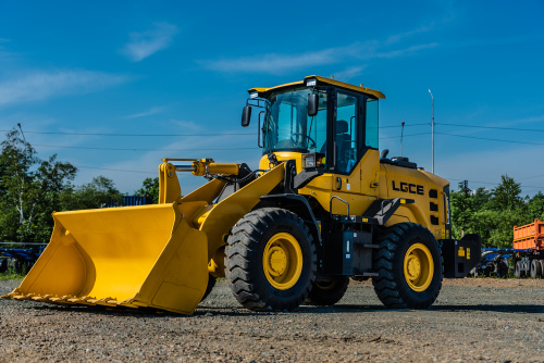 Погрузчик фронтальный LGCE L935H (ковш 2,1 м стандартный, доп. линия) Погрузчик фронтальный LGCE L935H (ковш 2,1 м стандартный, доп. линия)