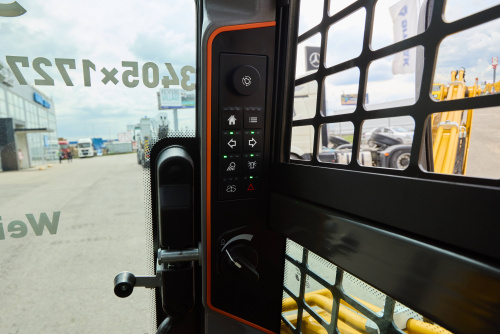 Мини-погрузчик LGCE SR800H Мини-погрузчик LGCE SR800H