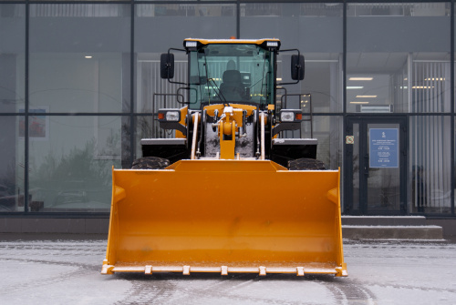 Погрузчик фронтальный LGCE L956H (ковш 3,5 м стандартный, доп. линия) Погрузчик фронтальный LGCE L956H (ковш 3,5 м стандартный, доп. линия)