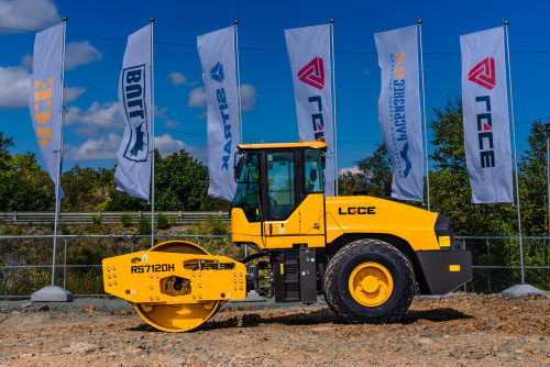 Каток грунтовый LGCE RS7120H (полный привод) Каток грунтовый LGCE RS7120H (полный привод)