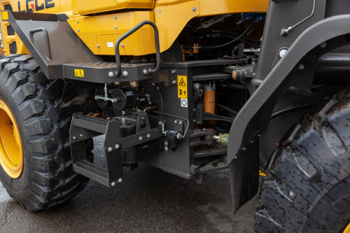 Погрузчик фронтальный LGCE L946H (ковш 2,3 м стандартный, доп. линия, быстросъем) Погрузчик фронтальный LGCE L946H (ковш 2,3 м стандартный, доп. линия, быстросъем)