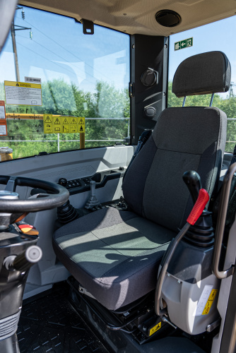 Экскаватор колесный LGCE E765F (Двухпоточная гидролиния (X3)) Экскаватор колесный LGCE E765F (Двухпоточная гидролиния (X3))