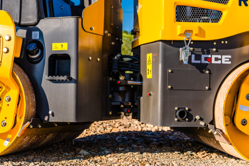 Каток дорожный LGCE RD730 (двухвальцовый, полный привод) Каток дорожный LGCE RD730 (двухвальцовый, полный привод)
