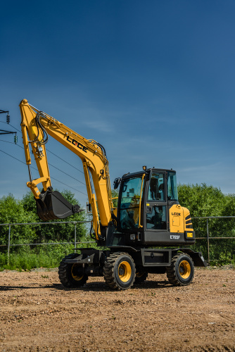 Экскаватор колесный LGCE E765F (Двухпоточная гидролиния (X3)) Экскаватор колесный LGCE E765F (Двухпоточная гидролиния (X3))