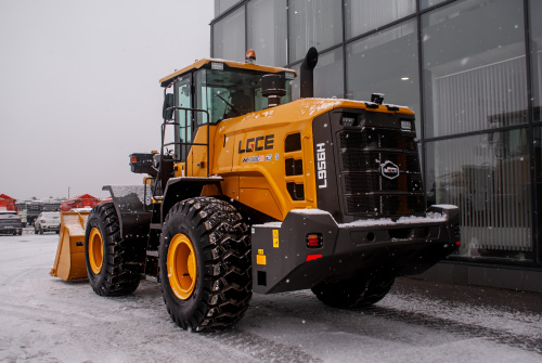 Погрузчик фронтальный LGCE L956H (ковш 3,5 м стандартный, доп. линия) Погрузчик фронтальный LGCE L956H (ковш 3,5 м стандартный, доп. линия)