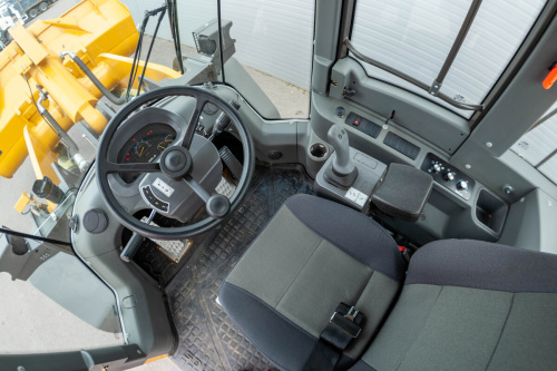 Погрузчик фронтальный LGCE L956FH (ковш 3,2 м стандартный) Погрузчик фронтальный LGCE L956FH (ковш 3,2 м стандартный)