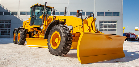 Автогрейдер LGCE G9190F (передний отвал, средний отвал, рыхлитель) Автогрейдер LGCE G9190F (передний отвал, средний отвал, рыхлитель)