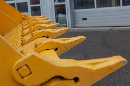 Погрузчик фронтальный LGCE L946H (ковш 2,5 м стандартный) Погрузчик фронтальный LGCE L946H (ковш 2,5 м стандартный)