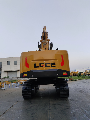 Экскаватор гусеничный LGCE E6780H (Однопоточная гидролиния) Экскаватор гусеничный LGCE E6780H (Однопоточная гидролиния)