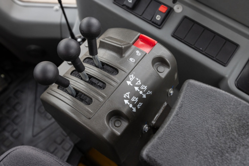 Погрузчик фронтальный LGCE L968F (ковш 4,2 м стандартный) Погрузчик фронтальный LGCE L968F (ковш 4,2 м стандартный)