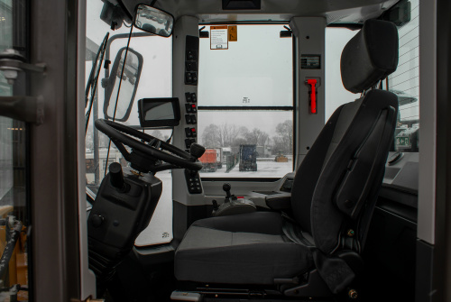 Погрузчик фронтальный LGCE L975H (ковш 4,5 м стандартный, ROPS&FOPS, мокрые мосты) Погрузчик фронтальный LGCE L975H (ковш 4,5 м стандартный, ROPS&FOPS, мокрые мосты)