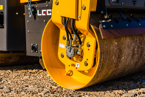 Каток дорожный LGCE RD730 (двухвальцовый, полный привод) Каток дорожный LGCE RD730 (двухвальцовый, полный привод)