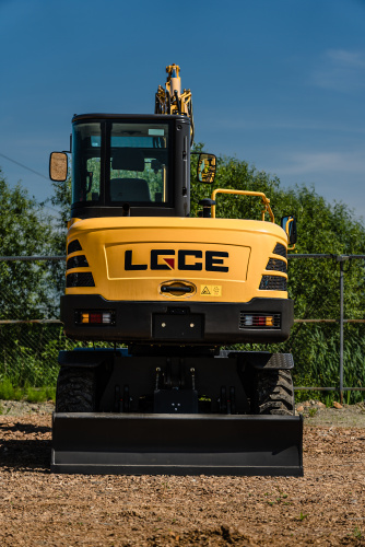 Экскаватор колесный LGCE E765F (Двухпоточная гидролиния (X3)) Экскаватор колесный LGCE E765F (Двухпоточная гидролиния (X3))