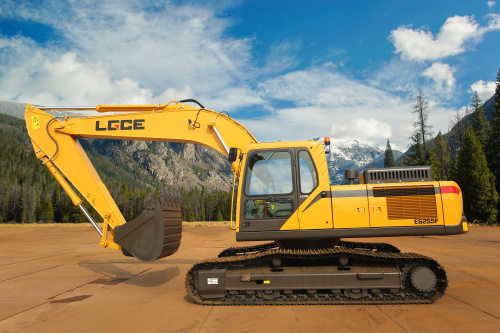 Экскаватор гусеничный LGCE E6255F Экскаватор гусеничный LGCE E6255F