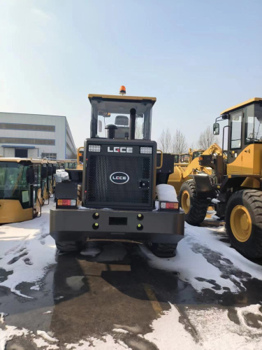 Погрузчик фронтальный LGCE L933F (ковш 1,8 м стандартный) Погрузчик фронтальный LGCE L933F (ковш 1,8 м стандартный)