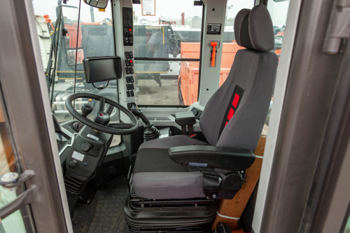 Погрузчик фронтальный LGCE L989H (ковш 7,0 м для легких материалов, ROPS&FOPS) Погрузчик фронтальный LGCE L989H (ковш 7,0 м для легких материалов, ROPS&FOPS)