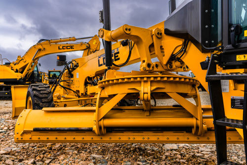 Автогрейдер LGCE G9220F AWD (АПН, полный привод, передний отвал, средний отвал) Автогрейдер LGCE G9220F AWD (АПН, полный привод, передний отвал, средний отвал)