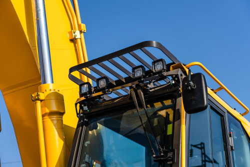 Экскаватор гусеничный LGCE E6415H (Однопоточная гидролиния, Ковш 2,2м3) Экскаватор гусеничный LGCE E6415H (Однопоточная гидролиния, Ковш 2,2м3)