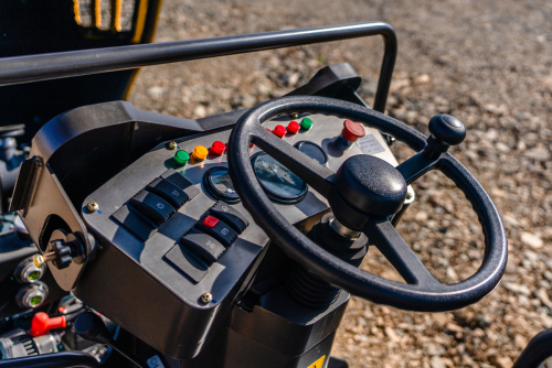 Каток дорожный LGCE RC730 (комбинированный, полный привод) Каток дорожный LGCE RC730 (комбинированный, полный привод)