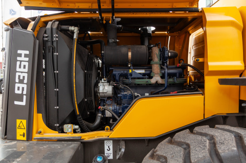 Погрузчик фронтальный LGCE L936H (ковш 2,3 м стандартный, доп. линия) Погрузчик фронтальный LGCE L936H (ковш 2,3 м стандартный, доп. линия)