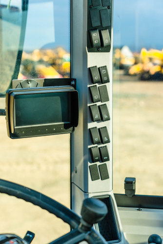 Погрузчик фронтальный LGCE L956HE (ковш 3,2 м стандартный, доп. линия) Погрузчик фронтальный LGCE L956HE (ковш 3,2 м стандартный, доп. линия)