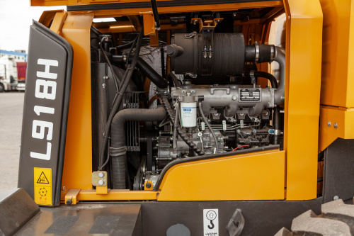 Погрузчик фронтальный LGCE L918H (ковш 0,9 м челюстной, доп. линия) Погрузчик фронтальный LGCE L918H (ковш 0,9 м челюстной, доп. линия)