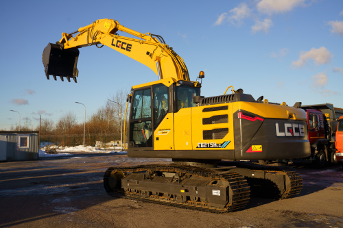 Экскаватор гусеничный LGCE E6215HLC (Однопоточная гидролиния) Экскаватор гусеничный LGCE E6215HLC (Однопоточная гидролиния)