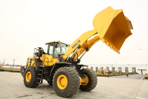 Погрузчик фронтальный одноковшовый SDLG L975F Погрузчик фронтальный одноковшовый SDLG L975F
