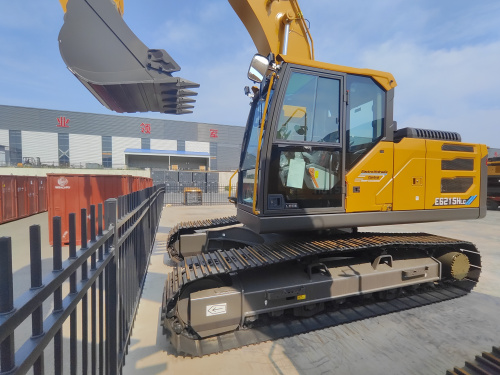 Экскаватор гусеничный LGCE E6215HLC (Однопоточная гидролиния) Экскаватор гусеничный LGCE E6215HLC (Однопоточная гидролиния)