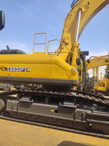 Экскаватор гусеничный LGCE E6650FEH Экскаватор гусеничный LGCE E6650FEH