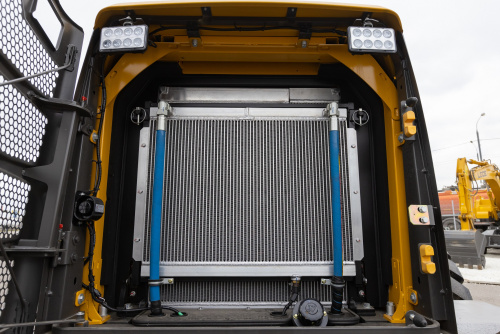 Погрузчик фронтальный LGCE L968F (ковш 4,2 м стандартный, ROPS&FOPS) Погрузчик фронтальный LGCE L968F (ковш 4,2 м стандартный, ROPS&FOPS)