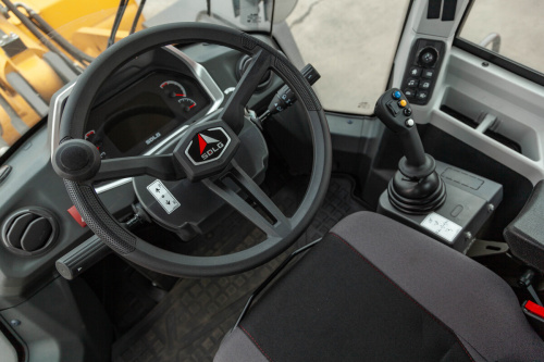 Погрузчик фронтальный LGCE L989H (ковш 7,0 м для легких материалов, ROPS&FOPS) Погрузчик фронтальный LGCE L989H (ковш 7,0 м для легких материалов, ROPS&FOPS)