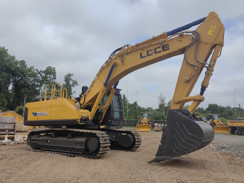 Экскаватор гусеничный LGCE E6505H (Однопоточная гидролиния) Экскаватор гусеничный LGCE E6505H (Однопоточная гидролиния)